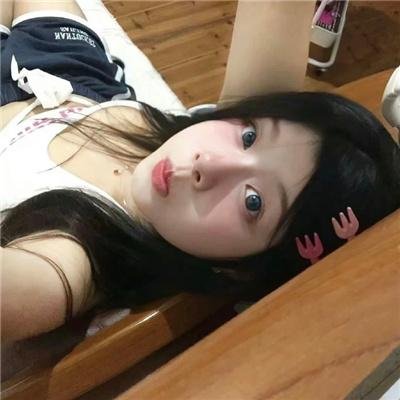 她和她的猫